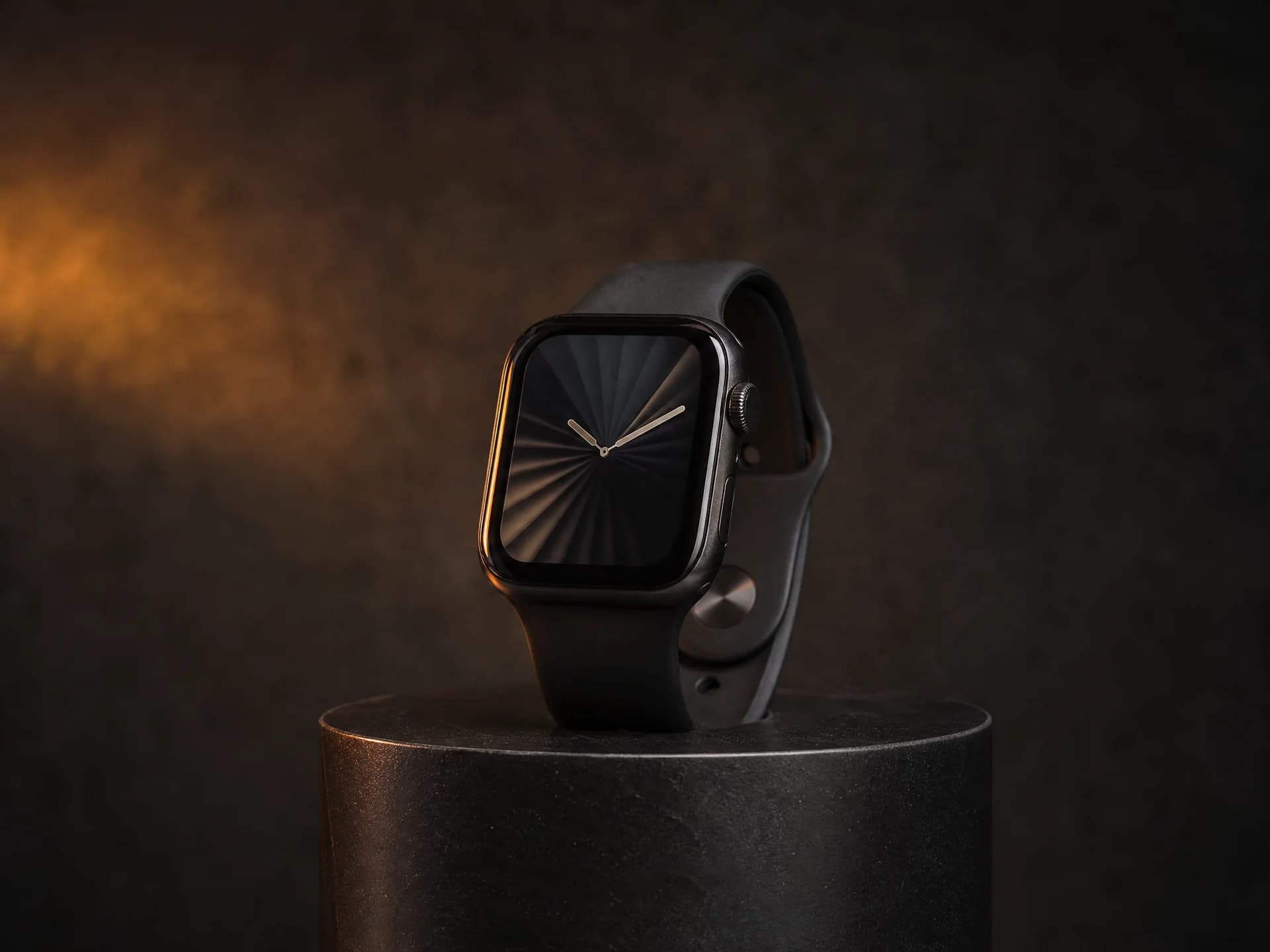 Smartwatch Fitness Tracker — primary photo, Trevo Crate